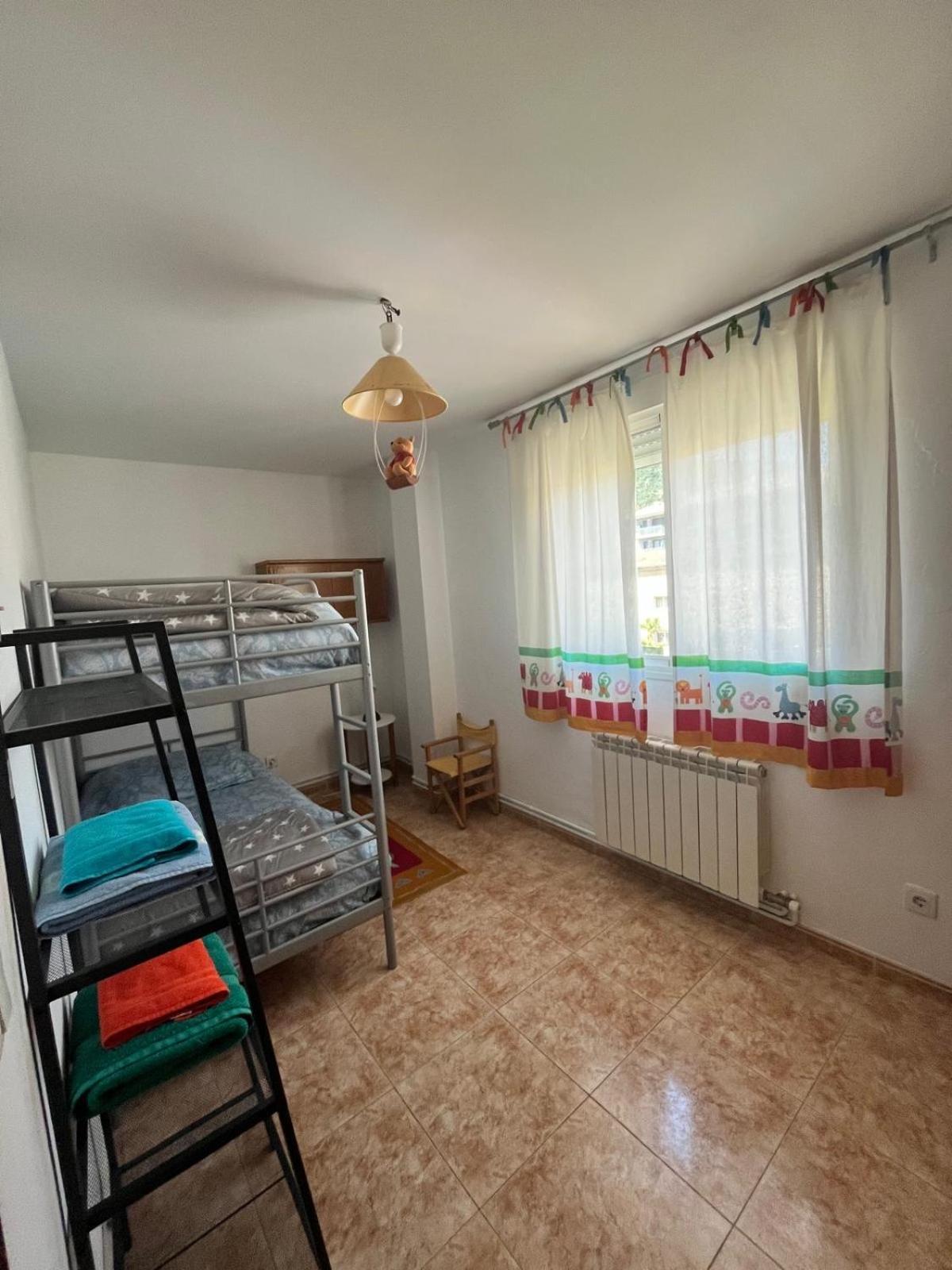 Pirineo Aragones. Casa La Paz Villa Sabiñánigo Eksteriør billede